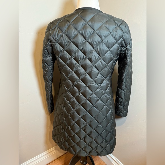 Uniqlo Ultralight packable down jacket liner XS - Picture 2 of 8